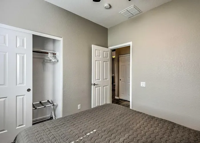 Holiday home Mtn-view W/ Pool & Bbq In